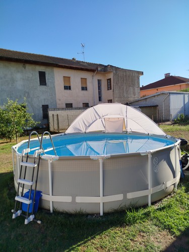 Piscina fuori terra intex - terra,