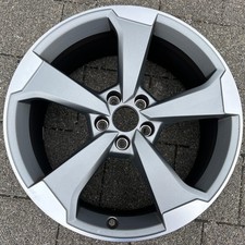 1 CERCHIO IN LEGA ORIGINALE 19" AUDI A4 8W 8W0601025CG 8,5x19 ET40 RUOTA LIBERA
