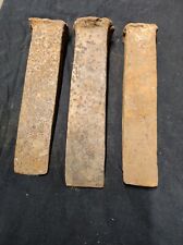 3 VECCHI CUNEI ZEPPE  SPACCALEGNA IN ACCIAIO FORGIATO MOLTO PESE USATE  34 CM 