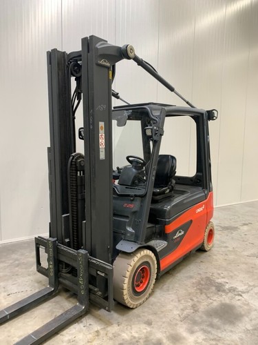 Carrello elevatore elettrico
