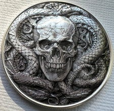 Teschio e serpente - American