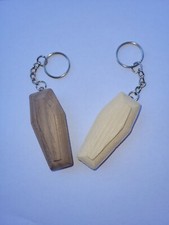 2 Portachiavi in legno a forma