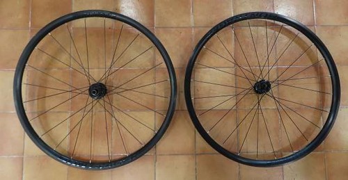 Set ruote bontrager affinity - set,