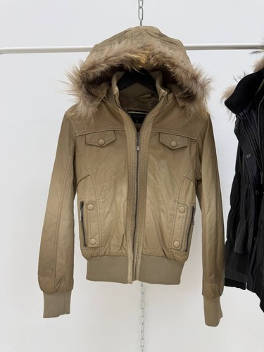 Giacca pelle con cappuccio