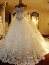 Abiti da sposa scintillanti