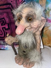 Grande vecchia figura troll