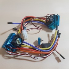 2 connettori TAMIYA, amplificatore brushless ESC, radiocomando Futaba...