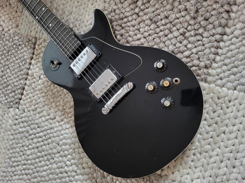 Vecchia chitarra guitar - e-chitarra,
