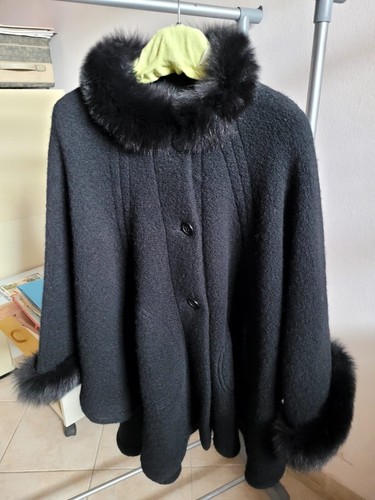 Mantella con colletto - , e