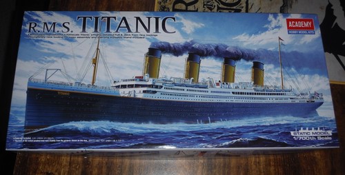 Sigillato academy rms titanic - sigillato,