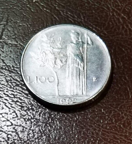 Moneta 100 lire piccole - n.1,
