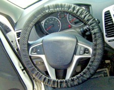 Coprivolante per volanti con diametro da 37 a 39 cm nero elasticizzato 