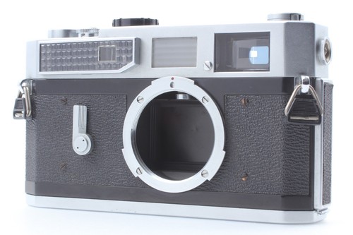 Quasi nuovo canon - model, 7