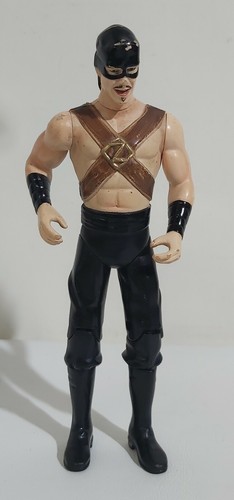 I105560 action figure - action,