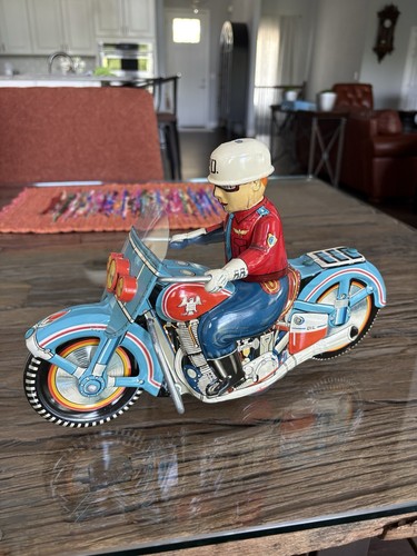 Poliziotto moto epoca con - moto, d'epoca