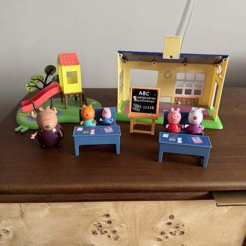 Peppa pig scuola aula - peppa, set
