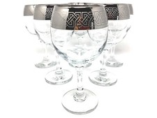 Bicchieri da vino in cristallo