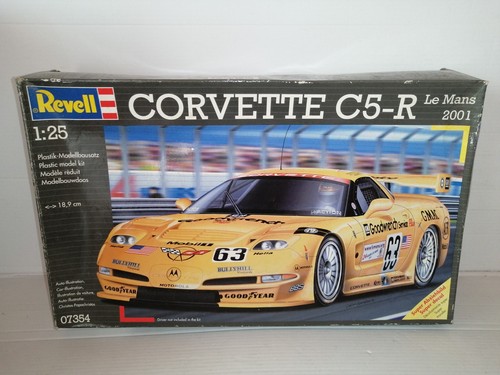 Revell corvette r - 1/25, le