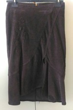 Gonna Tubino ricamo. Taglia 40. United colors of benetton. Nuova mai indossata.