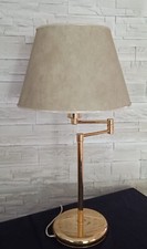 Elegante lampada da tavolo a staffa. Vintage anni '70