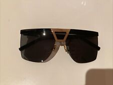 Occhiali Da Sole Mascherina Nero E Dorato Unisex