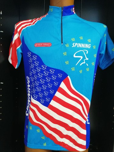 Maglia nuova con - maglia, etichetta