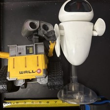 Disney Pixar WALL-E & EVE