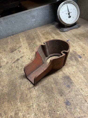 Vecchia pompa manuale - , acqua
