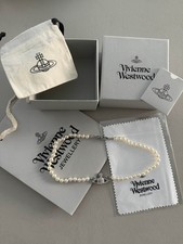 Nuova collana girocollo