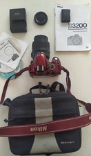 La Nikon D3200 è una fotocamera digitale Reflex a obiettivi intercambiabili