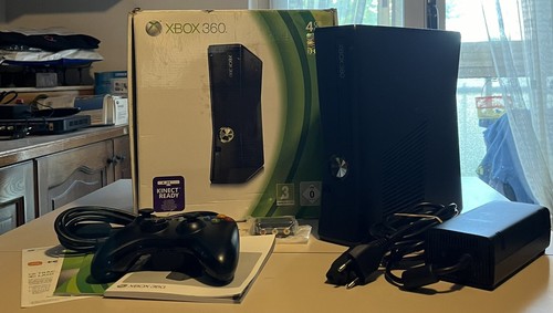 Microsoft xbox 360 slim 4gb - microsoft,