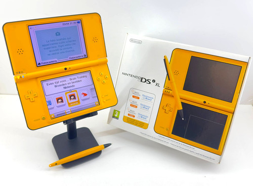 Nintendo dsi gialla - nintendo,