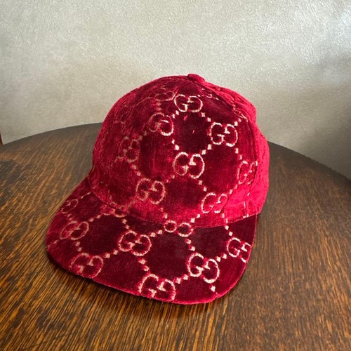 Gucci velvet cap - , red