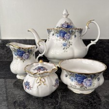 Royal Albert Moonlight Rose