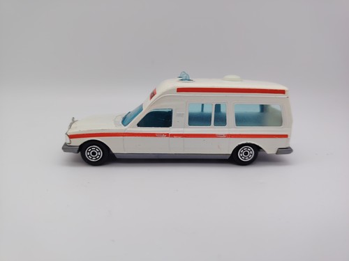 Norev mercedes ambulance - mercedes,