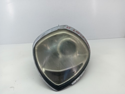 Faro anteriore sinistro - anteriore,