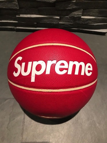 Ultra rara supreme spalding - ultra,