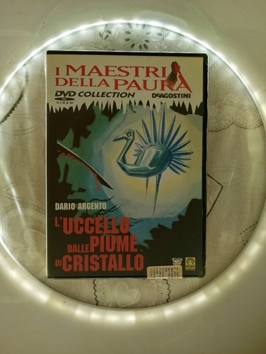 Uccello dalle piume di - l'uccello,