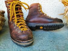 scarponi da montagna usati