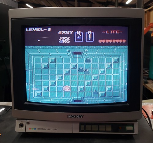 Sony trinitron 1370r - kv-1370r, 13"