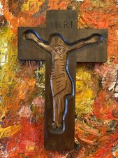 Crocifisso In Legno lavorato a