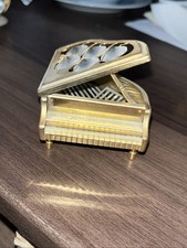 Mascot Intl Grand Piano