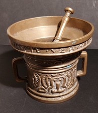 Mortaio antico in bronzo con pestello