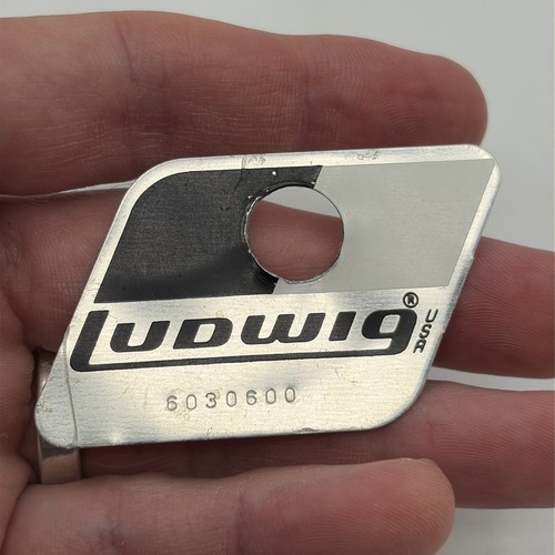 Vintage ludwig black white - ludwig, /