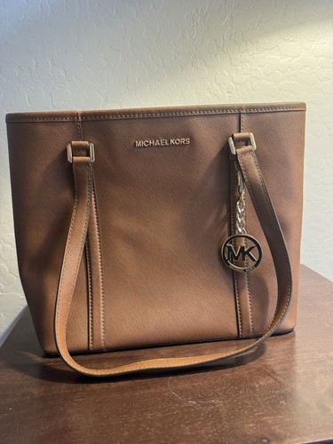 Borsa tracolla michael kors - a,