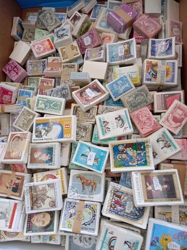 4000 francobolli ungheresi - francobolli,