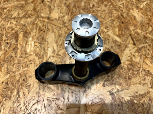 Testa forcella benelli tnt - benelli,