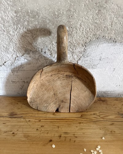 Antica sessola scultorea per