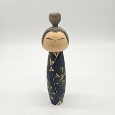 Bambola KOKESHI creativa
