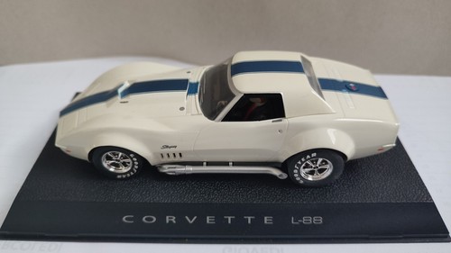 Slot car scalextric - car, chevrolet